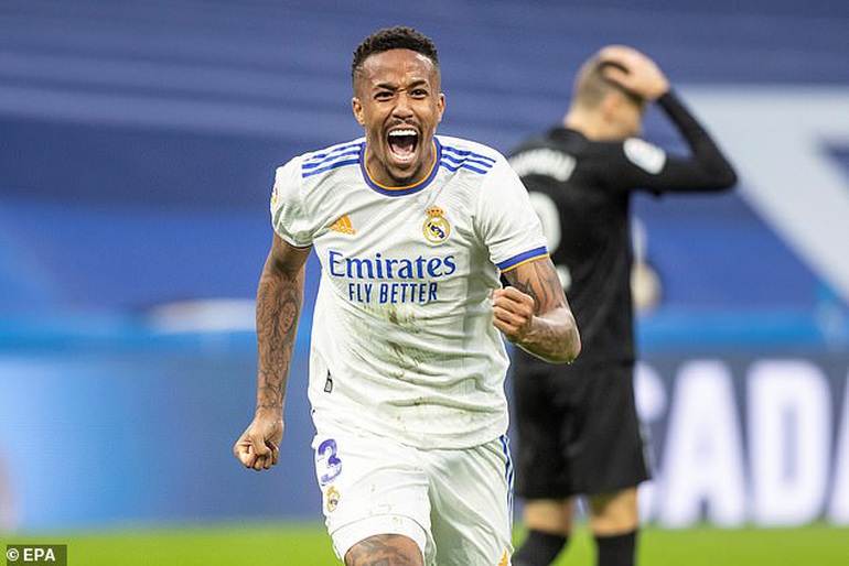 Real Madrid hòa thất vọng, Barcelona vươn lên thứ 5 ở La Liga - 5