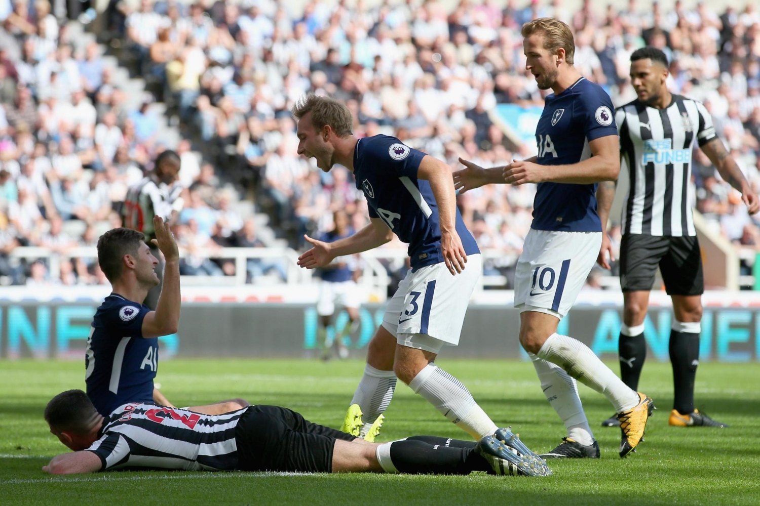 Xem trực tiếp bóng đá Tottenham vs Newcastle (Ngoại hạng Anh) ở đâu?