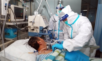 Số người chết vì virus corona tăng lên 1.018