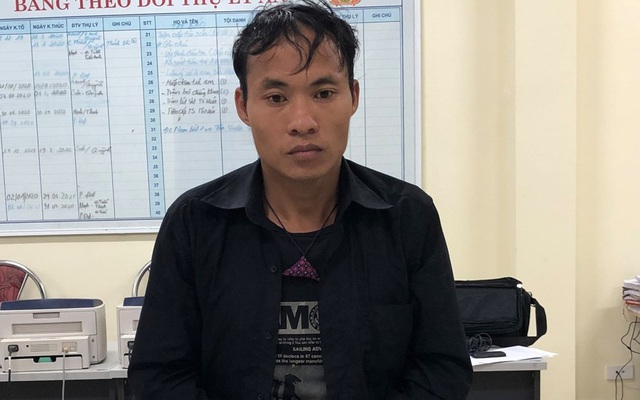 dai uy cong an bi ban trung bung trong luc kham xet ma tuy