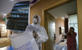 Số người chết vì virus corona tăng lên 1.363