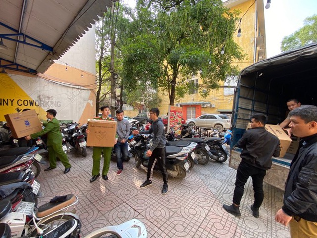 bo cong an noi ve viec xu ly hanh vi ban khau trang gia cao