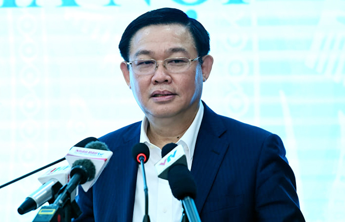 Ông Vương Đình Huệ: 