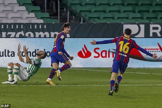Messi lập công, Barcelona chiếm vị trí thứ hai của Real Madrid - 5