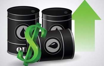 Giá xăng dầu hôm nay 18/2: Lo hụt nguồn cung, giá dầu tăng vọt