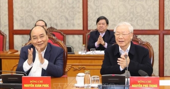 Tổng Bí thư chủ trì phiên họp đầu tiên của Bộ Chính trị khóa XIII