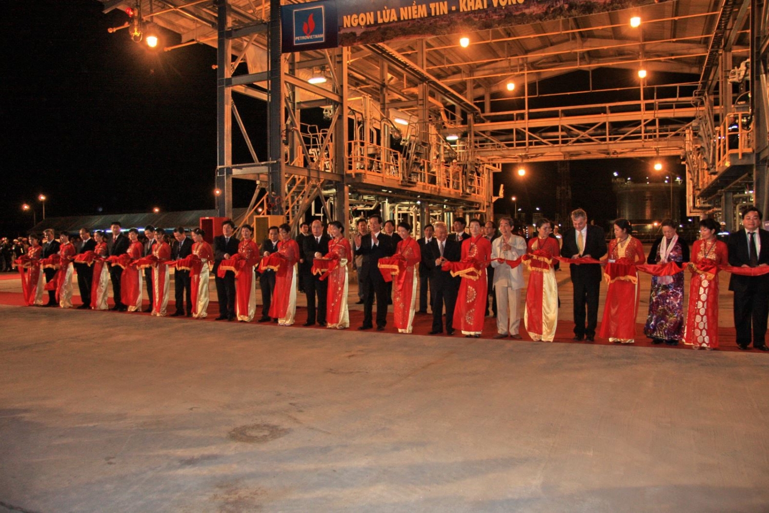 BSR kỷ niệm 12 năm ngày xuất dòng sản phẩm thương mại đầu tiên