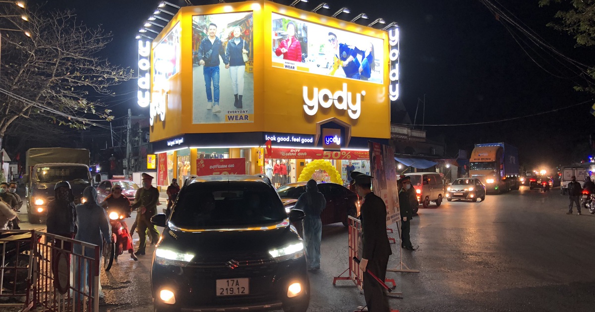 Hải Phòng: Hàng loạt các hoạt động bị tạm đình chỉ