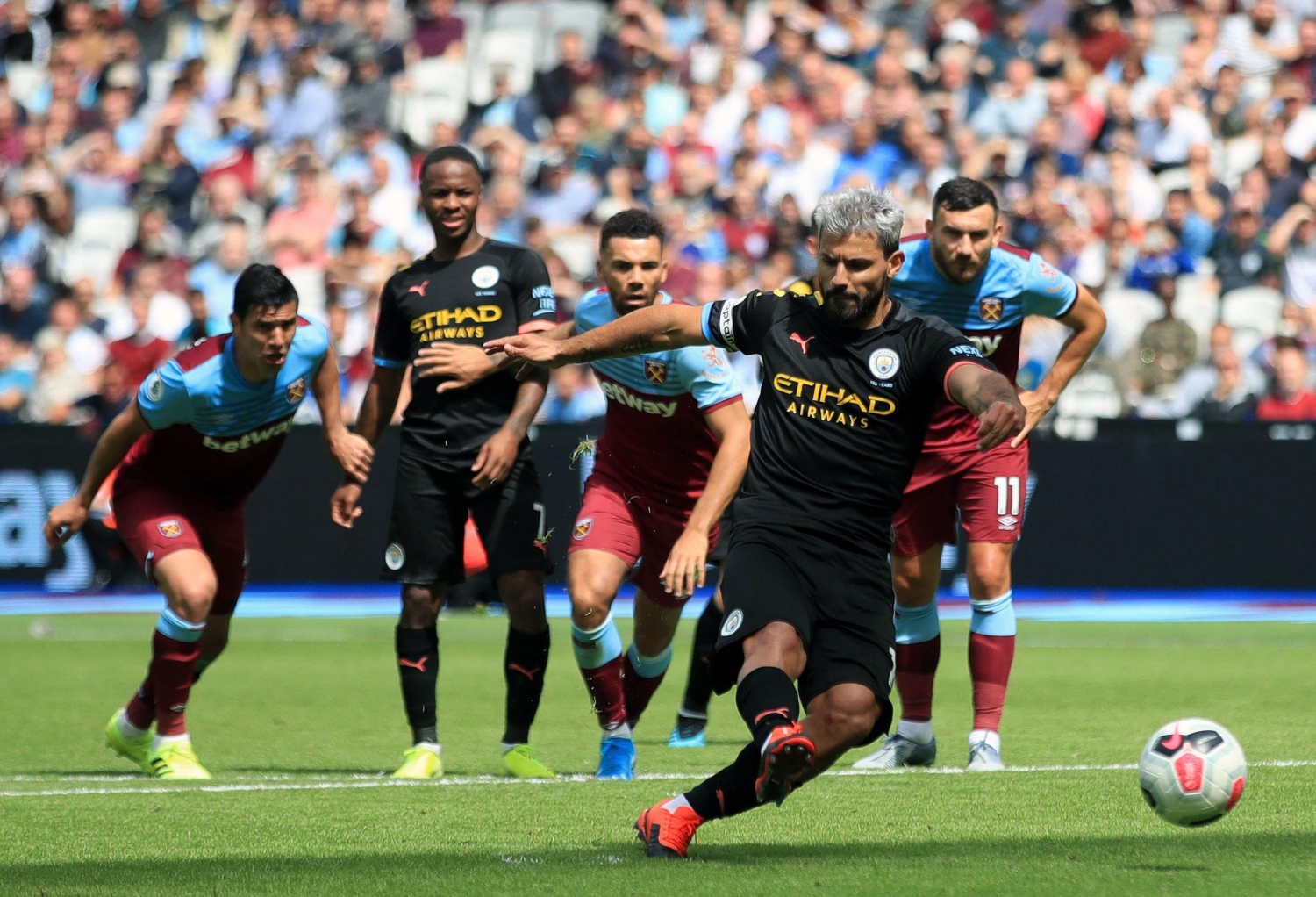 Link xem trực tiếp Man City vs West Ham (Ngoại hạng Anh), 19h30 ngày 27/2
