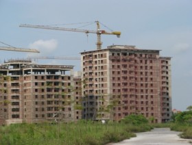 Sửa đổi hai luật về kinh doanh bất động sản