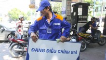 gia xang dau tiep tuc giam sau