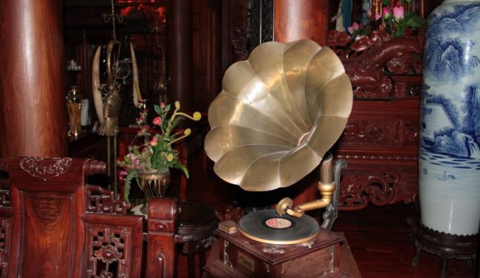 Cận cảnh biệt thự trăm tỉ của đại gia xứ Nghệ tin nhap 20160306072153