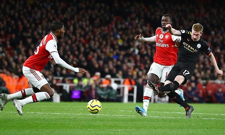 Hoãn trận Man City - Arsenal