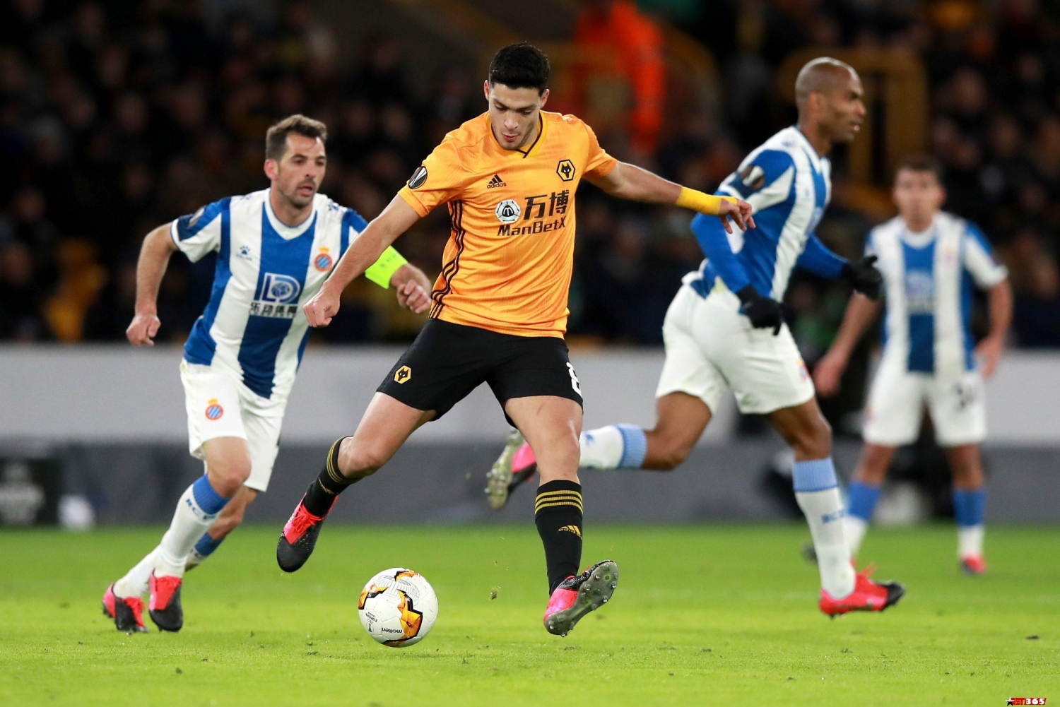 Xem trực tiếp Olympiakos vs Wolves (Cup C2 Châu Âu), 3h ngày 13/3