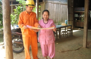 Nắng nóng đầu mùa: Nguy cơ gia tăng tiền điện