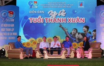 “Chỉ có khao khát và dại khờ, thanh niên mới có những trải nghiệm tuyệt vời”