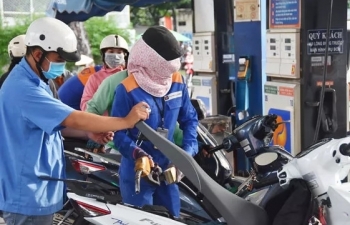 Bộ Tài chính thông tin về phương án giảm 50% thuế bảo vệ môi trường đối với xăng dầu