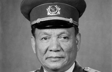 ong pham van tra nho nhung ngay nem mat nam gai cung dai tuong le duc anh