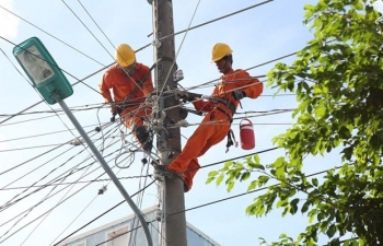 Thị trường bán lẻ điện cạnh tranh Singapore: Kinh nghiệm cho Việt Nam