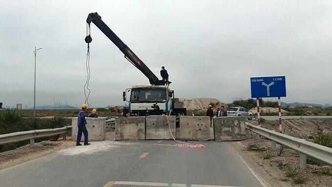 Ông Mai Tiến Dũng: 