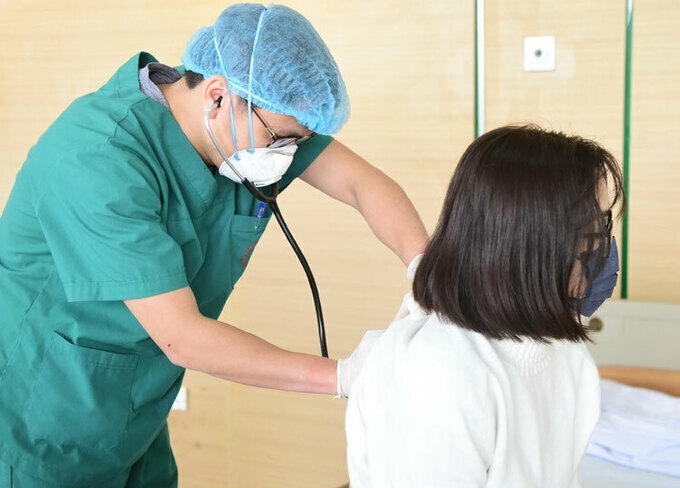 Bác sĩ: Dùng thuốc sốt rét điều trị Covid-19 "cầu may" Bác sĩ: Dùng thuốc sốt rét điều trị Covid-19