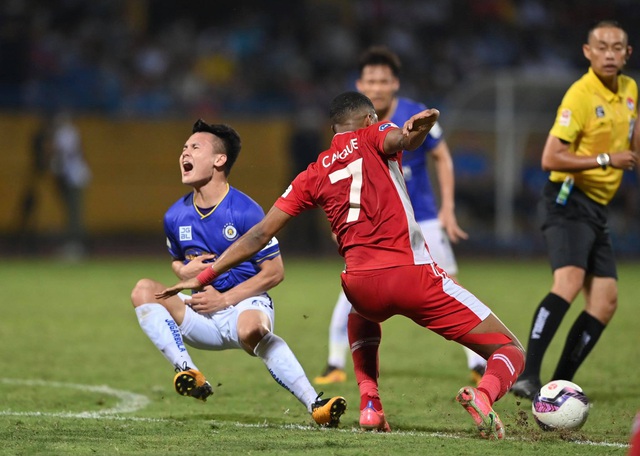 CLB Hà Nội 0-1 CLB Viettel: Trọng Hoàng ghi bàn, Quang Hải kém duyên - 8