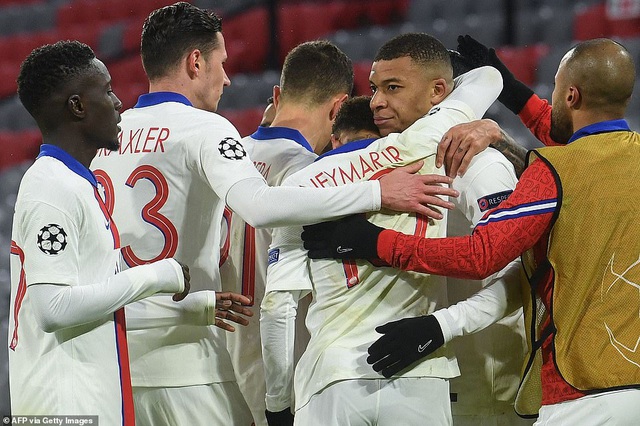 Bayern Munich 2-3 PSG: Mbappe tỏa sáng rực rỡ - 8
