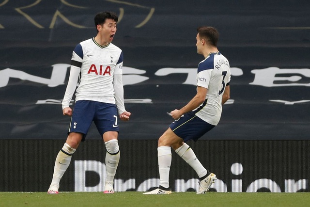 Tottenham 1-3 Man Utd: Màn lội ngược dòng phục hận tuyệt vời - 1