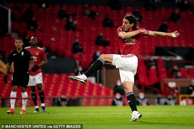 Cavani tỏa sáng đưa Man Utd tiến vào bán kết, Arsenal đại thắng tưng bừng - 1