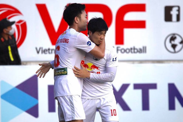 HA Gia Lai chính thức… trụ hạng ở V-League 2021 - 1