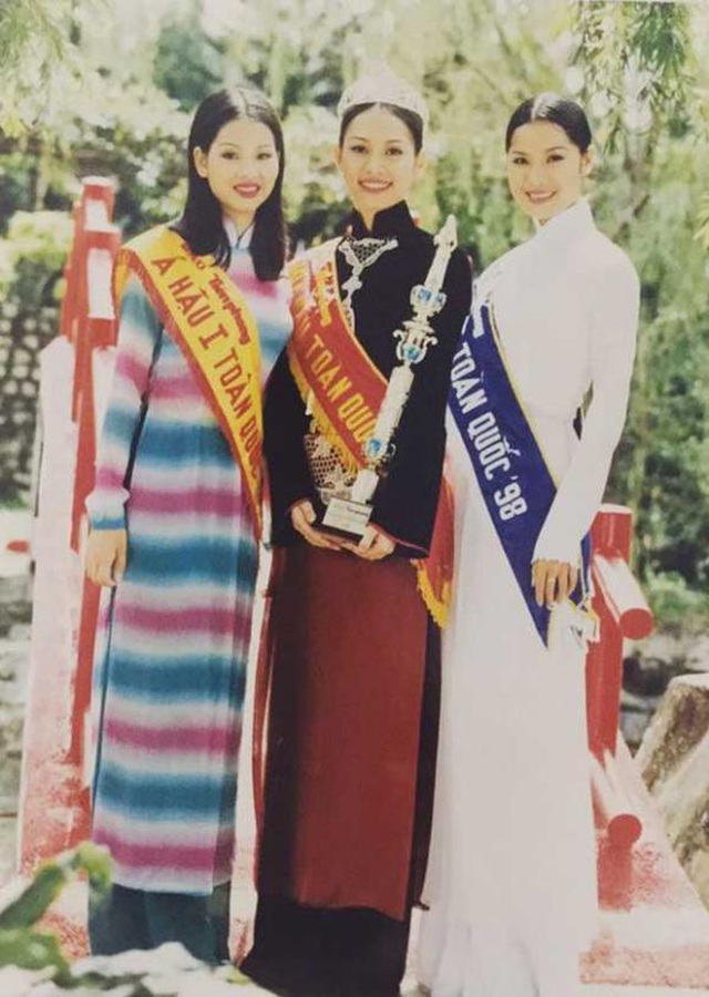 Á hậu đông con nhất showbiz Ngô Thúy Hà tái xuất xinh đẹp ở tuổi 40 - 1