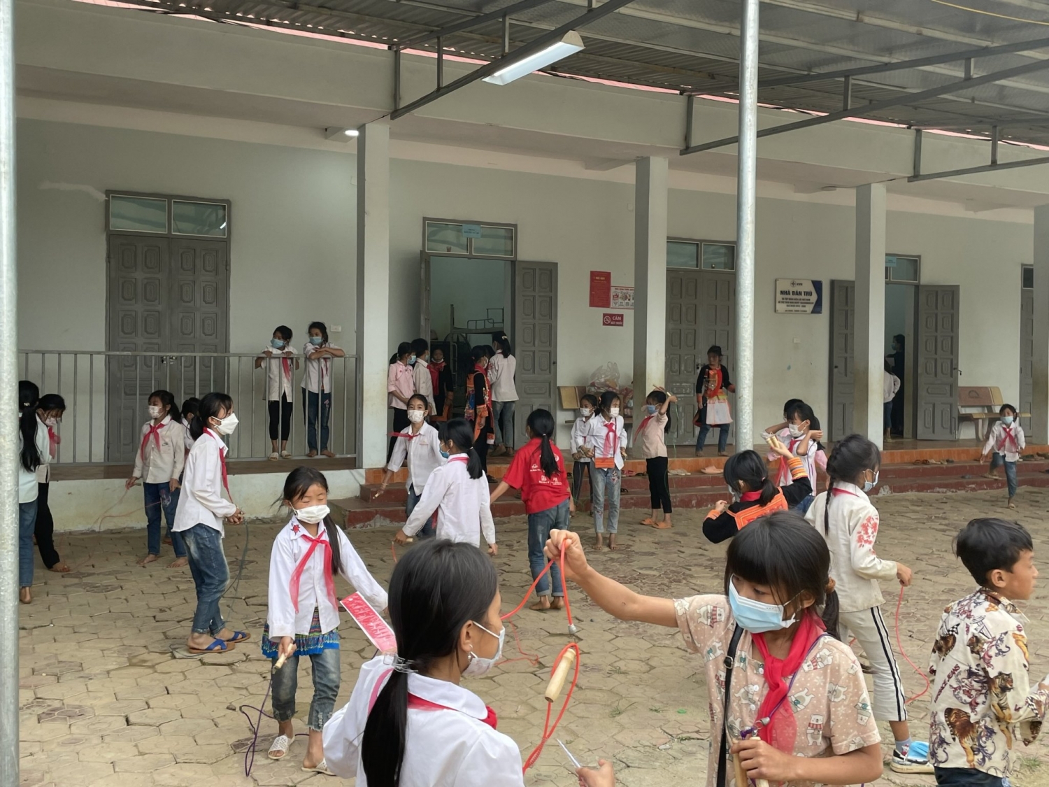 “Khoác áo mới” cho huyện nghèo (kỳ 1)