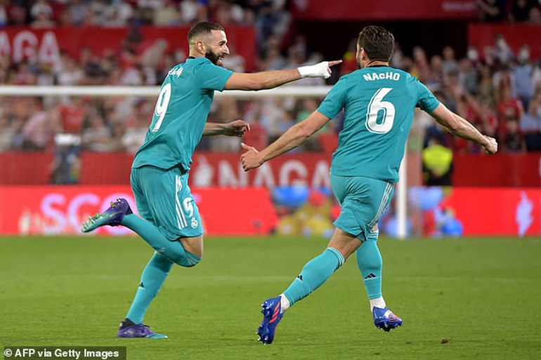Ngược dòng hạ Sevilla, Real Madrid hơn Barcelona đến 15 điểm - 7