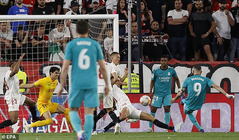 Ngược dòng hạ Sevilla, Real Madrid hơn Barcelona đến 15 điểm - 6