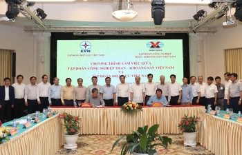 EVN và TKV ký biên bản phối hợp đảm bảo cung ứng than cho sản xuất điện