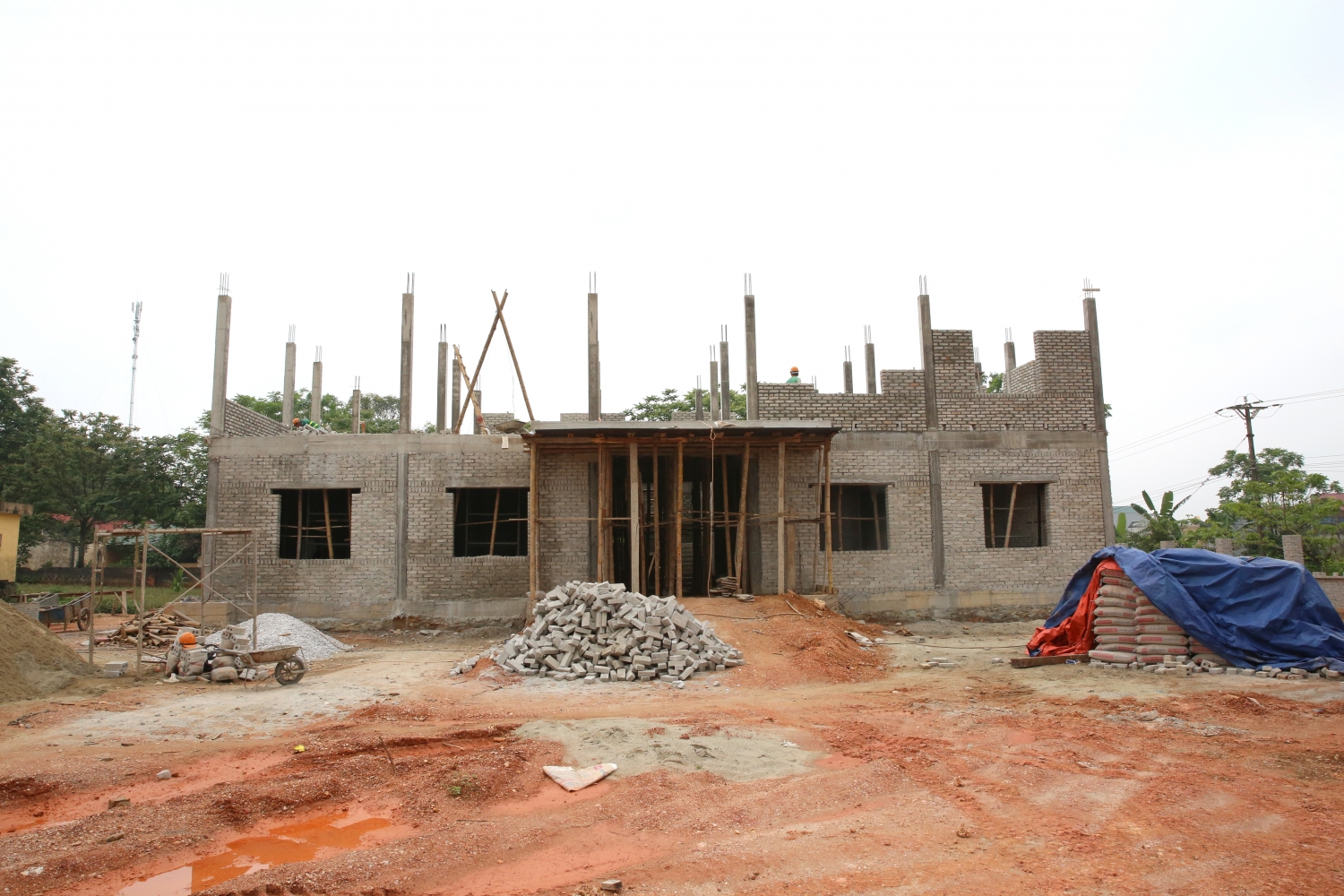 Người thợ lọc dầu Dung Quất mang nghĩa tình đến muôn nơi