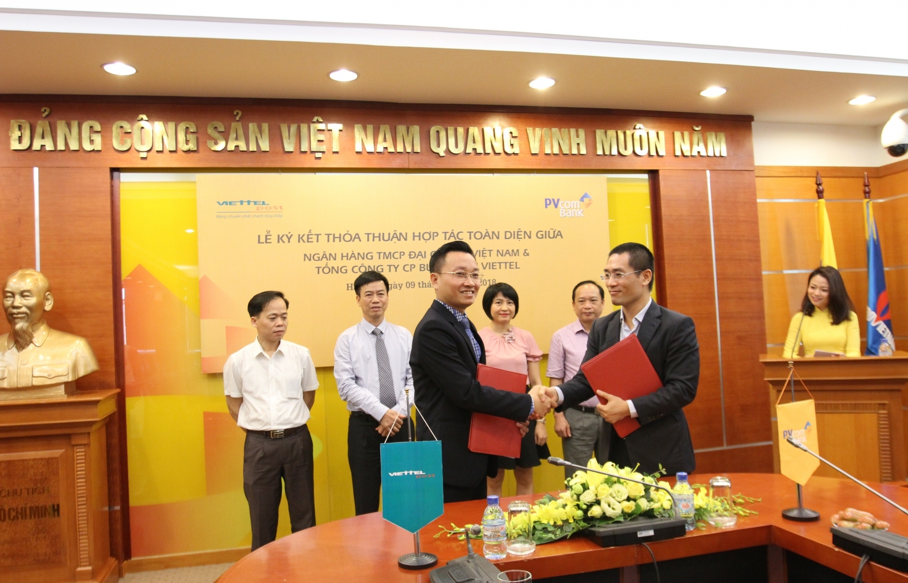 PVcomBank và Viettel Post ký thỏa thuận hợp tác toàn diện