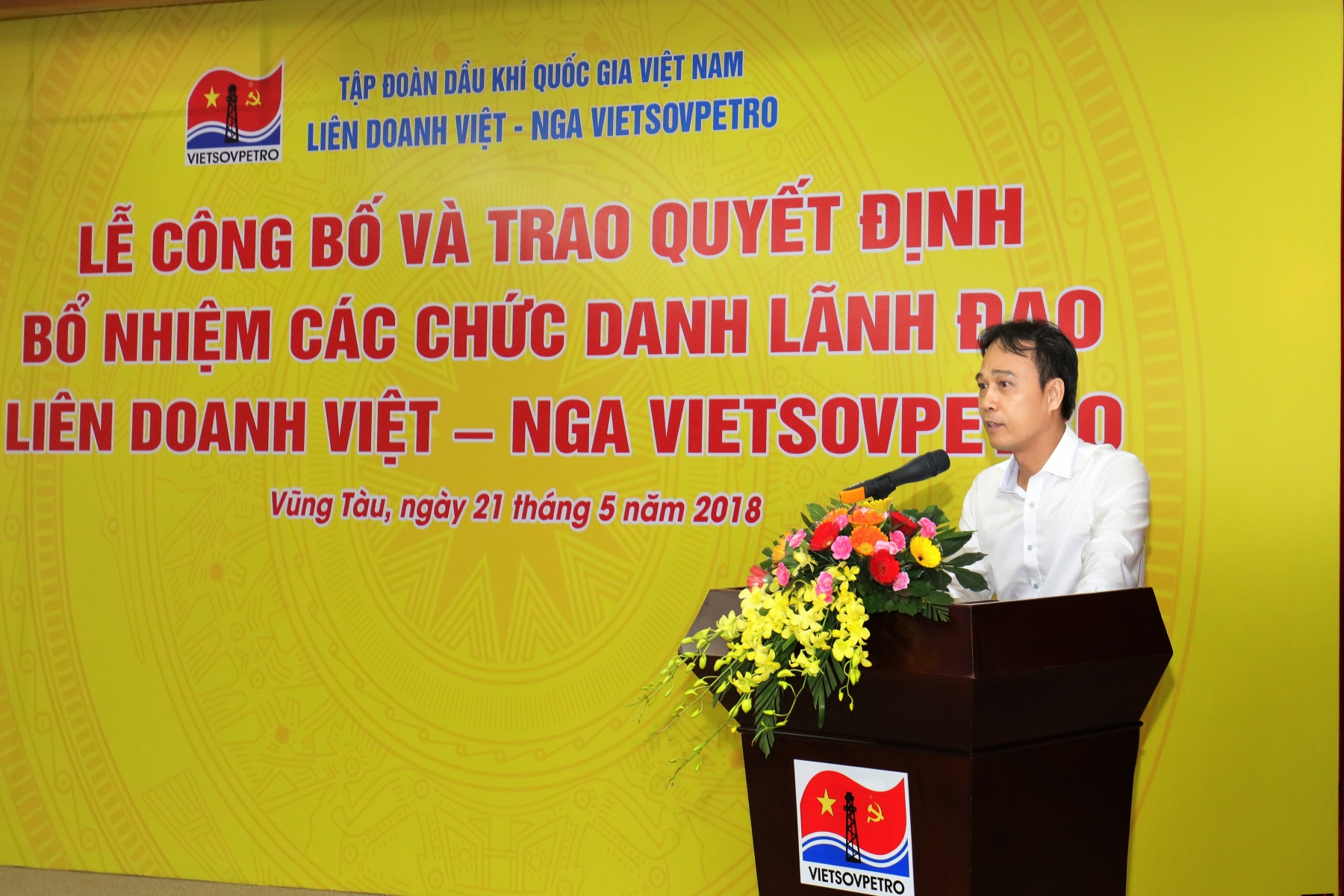 cong bo quyet dinh bo nhiem cac chuc danh lanh dao lien doanh viet nga vietsovpetro
