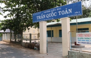 Khởi tố và tạm giam phụ huynh nghi dâm ô nhiều học sinh lớp 1