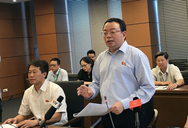 trong co quan nha nuoc co nguoi chi di di ve ve khong lam duoc viec gi