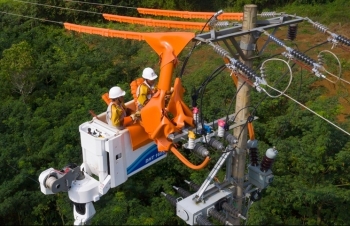 EVN đã đảm bảo cung cấp điện an toàn, ổn định trong dịp nghỉ lễ 30/4 – 1/5
