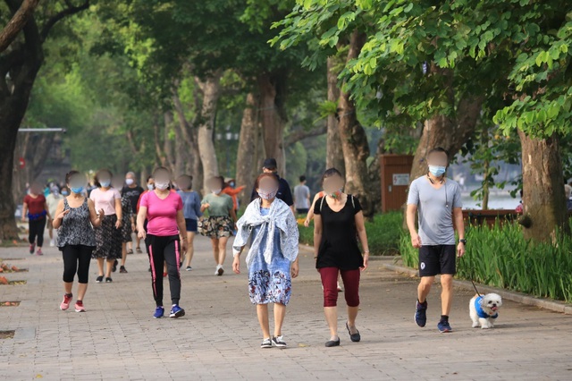 Bí thư Hà Nội: Dập dịch nhưng không phong tỏa cực đoan, ngăn sông cấm chợ - 2