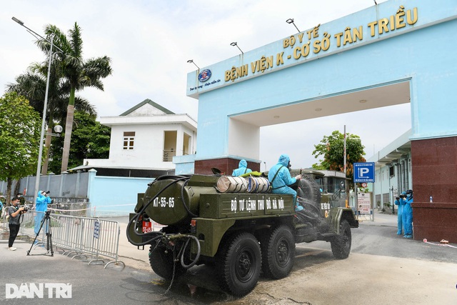 Bí thư Hà Nội: Dập dịch nhưng không phong tỏa cực đoan, ngăn sông cấm chợ - 3