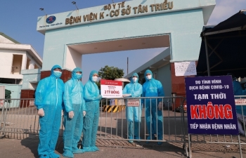 Agribank hỗ trợ bệnh viện tuyến đầu phòng chống Covid-19