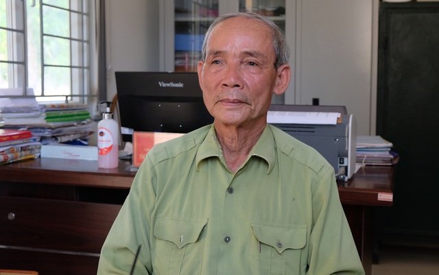 Cựu binh cõng loa đi hàng chục cây số mỗi ngày để tuyên truyền bầu cử - 3