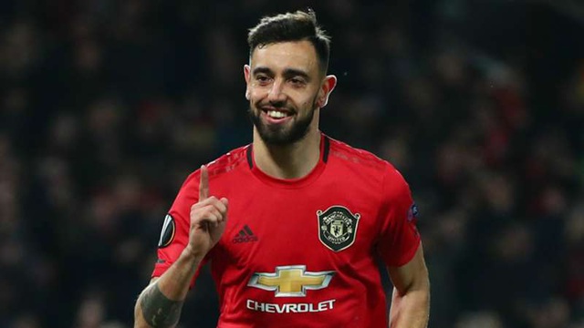 Man Utd tăng lương khủng giữ chân Bruno Fernandes - 1