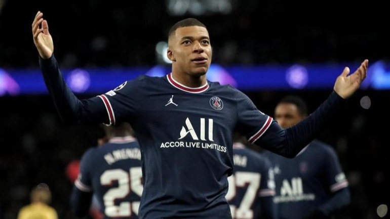 Choáng với mức lương siêu khủng của Mbappe khi ở lại PSG - 1