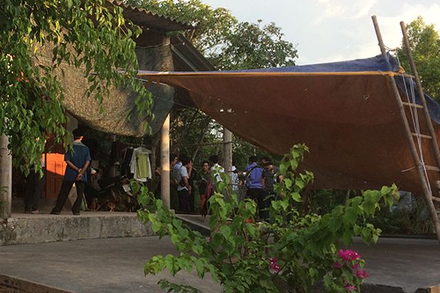 sau tieng sung mot phu nu bi trong thuong trong nha