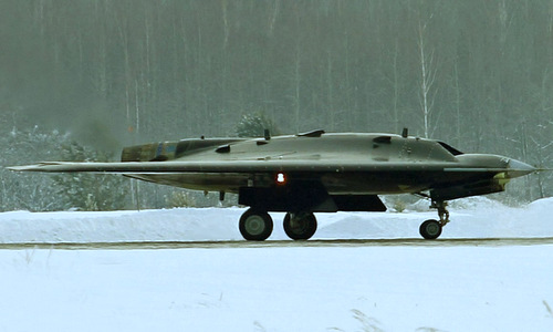mau uav chien dau nga co sai canh lon hon ca tiem kich bom su 34