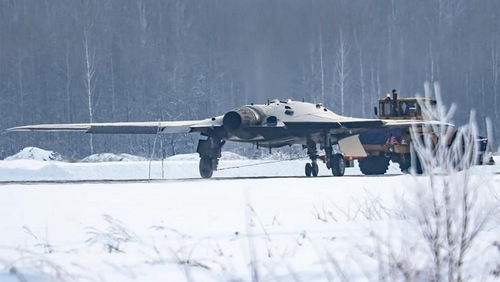 mau uav chien dau nga co sai canh lon hon ca tiem kich bom su 34